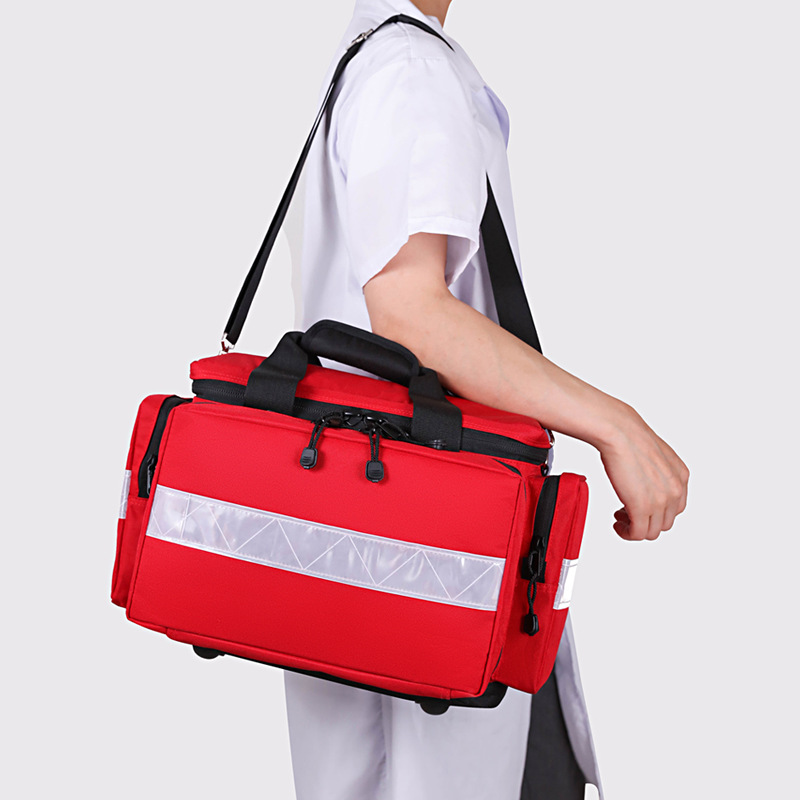 مجموعة الإسعافات الأولية الخار - مراجعة Field Dressing Kit وسعره